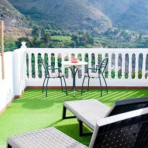 https://casa-catuja-los-realejos.tenerifehoteles.net